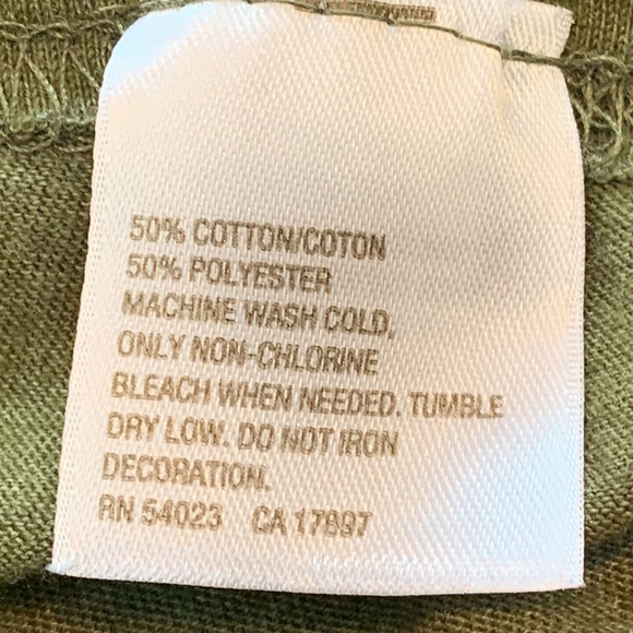 Old Navy Collectabilitees Totally Classics Vintage Style MTV Tee NWOT - Picture 5 of 7